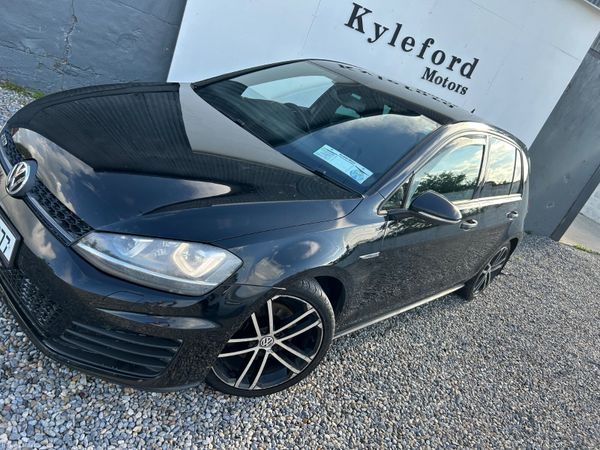 Volkswagen Golf 2016 397069146