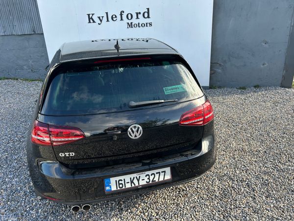 Volkswagen Golf 2016 397069194