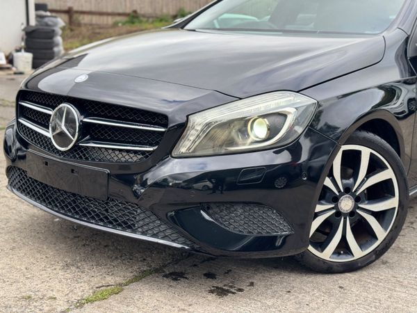 MERCEDES BENZ A180 AMG Line AUTO 2014 24000KM 397024184
