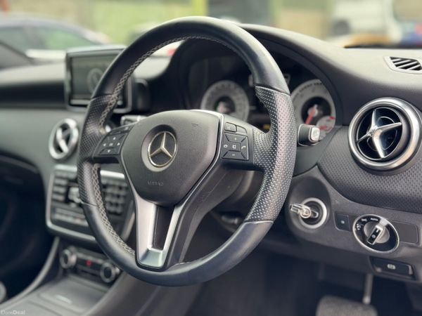 MERCEDES BENZ A180 AMG Line AUTO 2014 24000KM 397024216