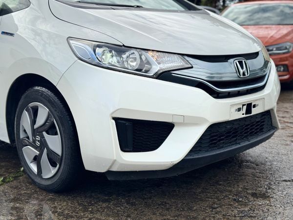 HONDA FIT 1.5L HYBRID AUTOMATIC 2015 69000KM ONLY 397153706