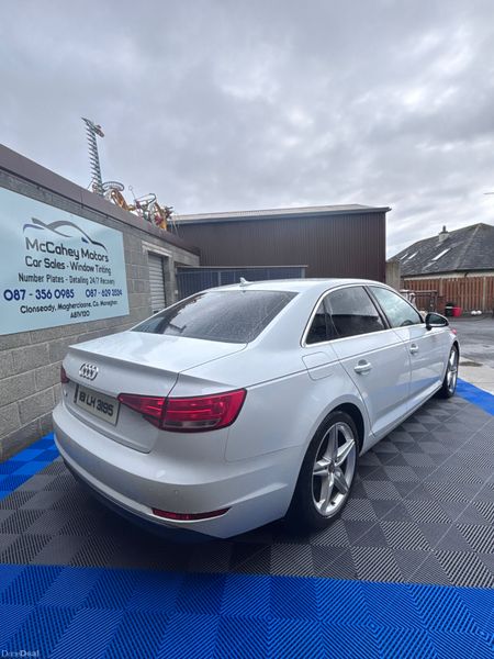Audi A4 2018 397243590