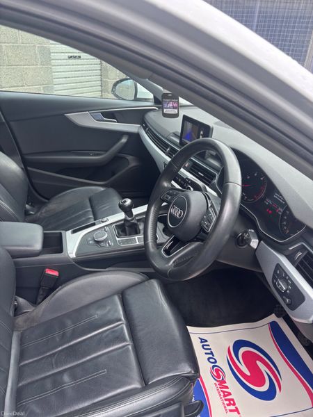 Audi A4 2018 397243596
