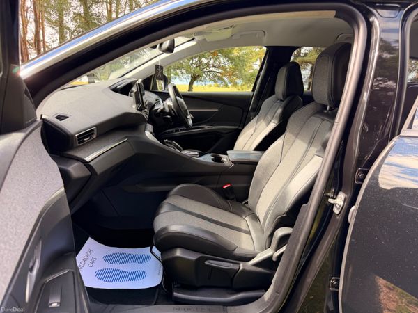 Peugeot 3008 2022 1.2 Allure Automatic 397256508