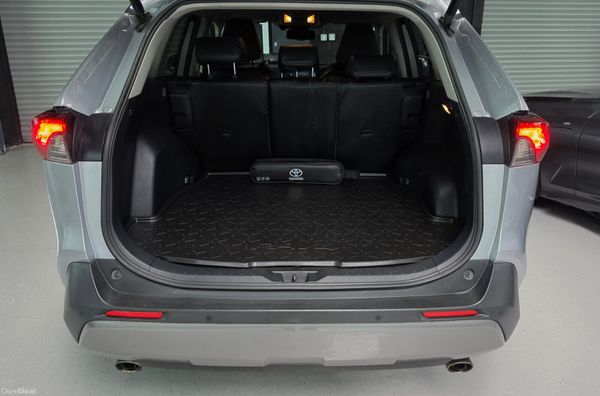 🔥 2019 Toyota RAV4 2.5 Hybrid Luna Automatic 397258500