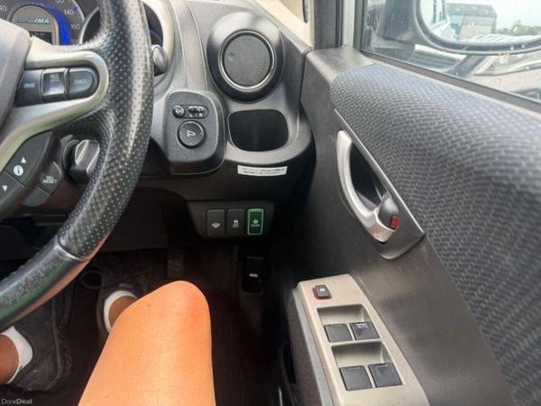 10 HONDA FIT 1.3 HYBRID 397284056