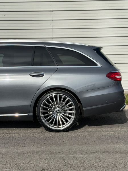 Mercedes E220d PREMIUM PLUS 397298688