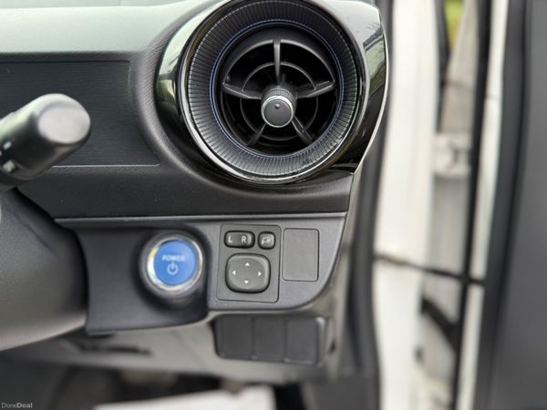 Toyota Aqua 2018 1.5L PETROL AUTOMATIC HYBRID 397345662