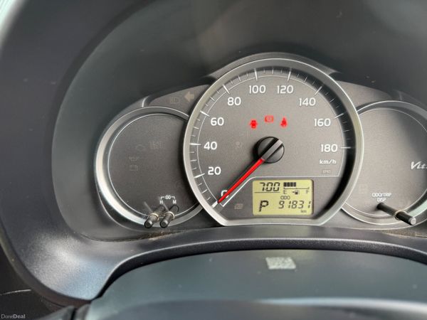 Toyota Vitz 2014. 1.0 L PETROL AUTOMATIC 397350024