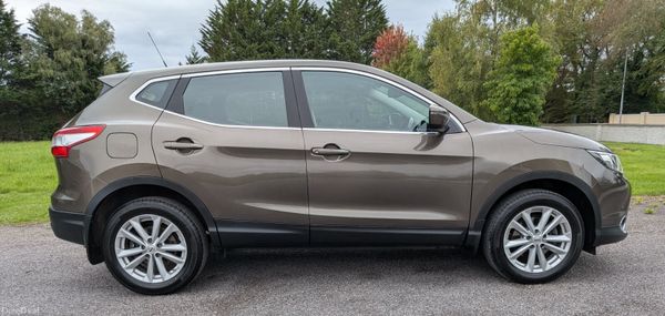 Nissan Qashqai 2015 LOW KMS /FULL SERVICE HISTORY 397356938