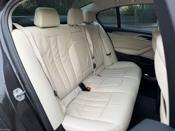 BMW 530E SE 397332678