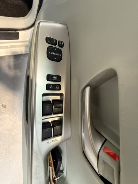 2015 Toyota Prius +/Alpha 1.8 Hybrid Auto,7 Seats 397443218