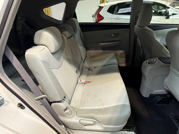 2015 Toyota Prius +/Alpha 1.8 Hybrid Auto,7 Seats 397443232