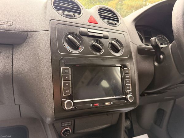 Volkswagen Caddy 1.9 TDI Life 5 Seater 397450296