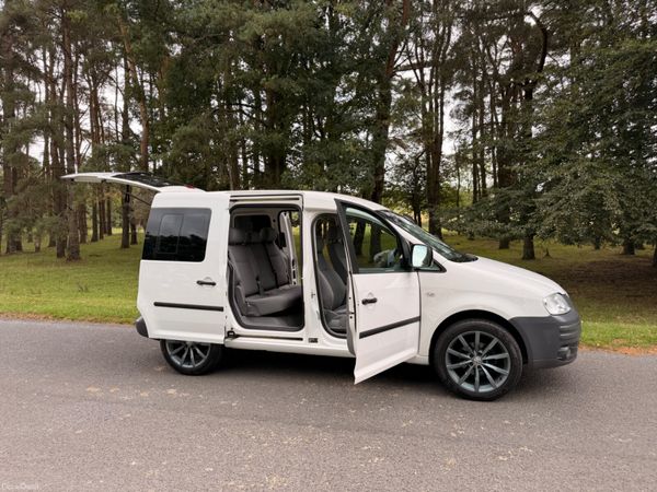 Volkswagen Caddy 1.9 TDI Life 5 Seater 397450346