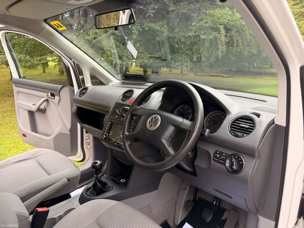 Volkswagen Caddy 1.9 TDI Life 5 Seater 397450316