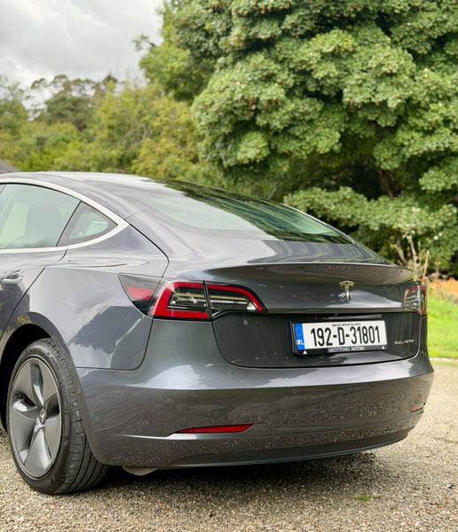 19 Tesla Model 3 Long Range DualMotor FulSelfDrive 397495888