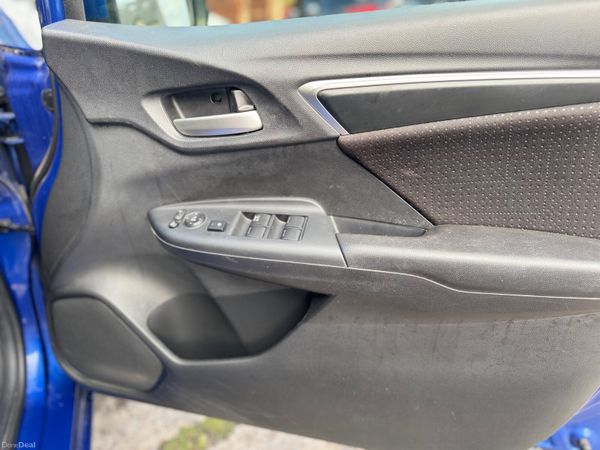 HONDA FIT 1.5L HYBRID 2014 2 Keys 41000KM ONLY 397575650
