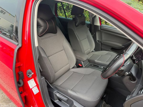 Volkswagen Golf 2020 397586906