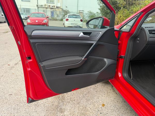 Volkswagen Golf 2020 397586934