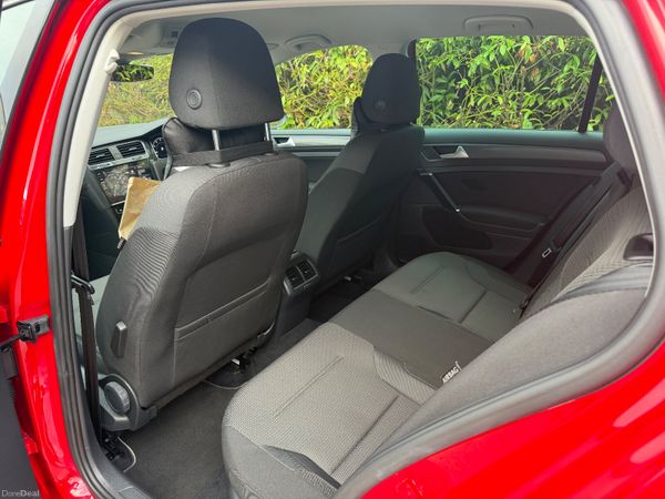 Volkswagen Golf 2020 397586938