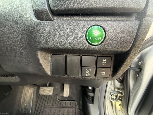 2016 Honda JAZZ/Fit 1.5 Hybrid Automatic,CarPlay 397510680