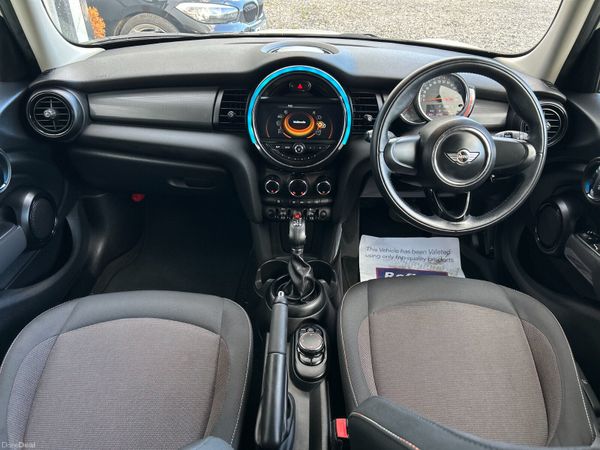 Mini Cooper D Auto 2017 397675998