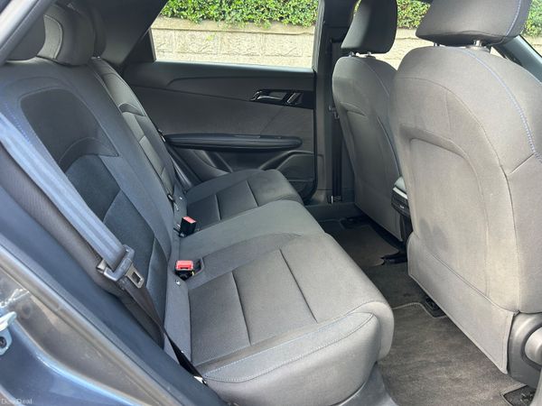 2023 MG 4 EXCITE 64kw SERVICE HISTORY 397767366
