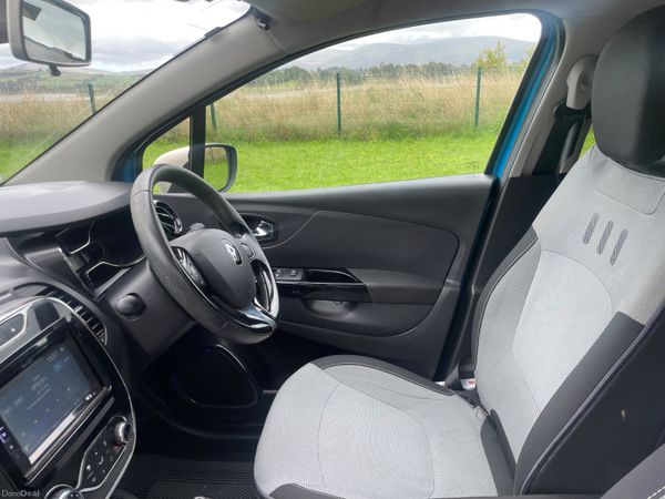 Renault Captur 2015, automatic , low milage 397768374