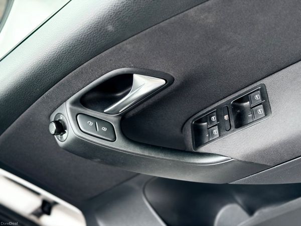 Volkswagen Polo 2014 397769522