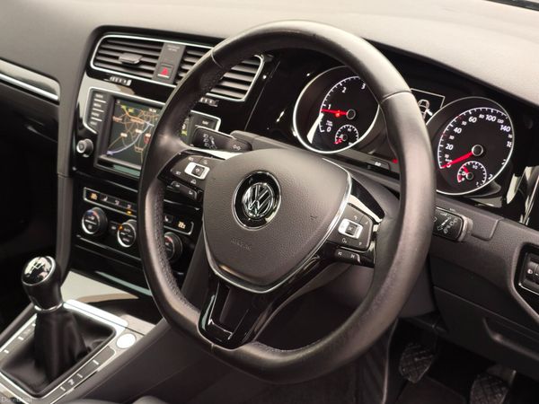 171 Volkswagen Golf HIGHLINE 1.6 TDI 397723564