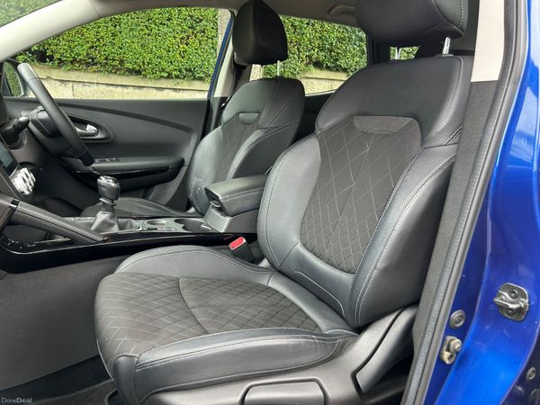 2019 RENAULT KADJAR PETROL SERVICE HISTORY 397739690
