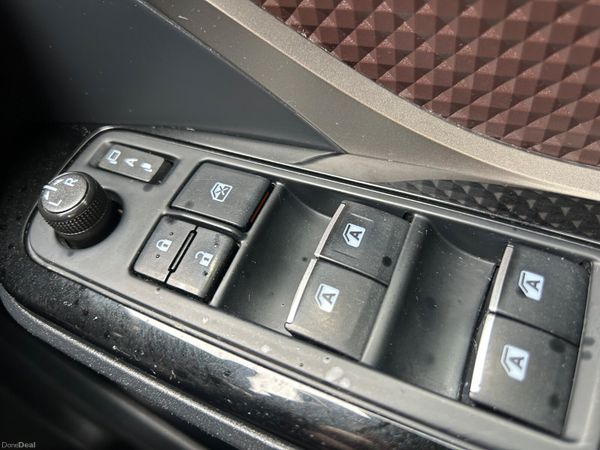 2017 TOYOTA CHR SOL 1.2 PETROL MANUAL 397739616