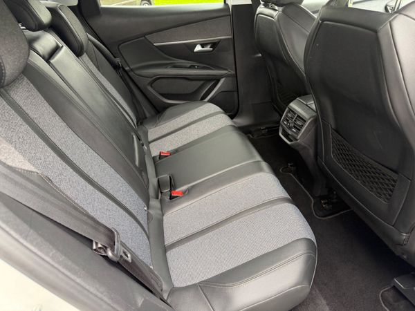 Peugeot 3008 397861510