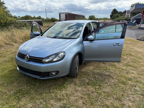 Volkswagen Golf 2012 397868920