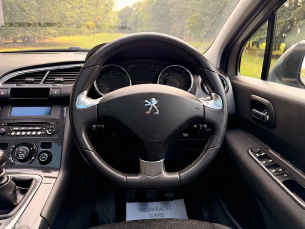 Peugeot 3008 2016 1.2 Active Low KM 397872106