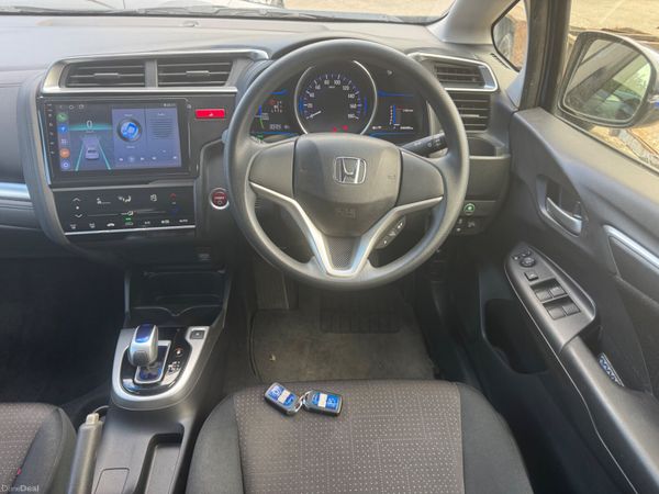 HONDA FIT 1.5L HYBRID 2014 2 Keys 41000KM ONLY 397874284