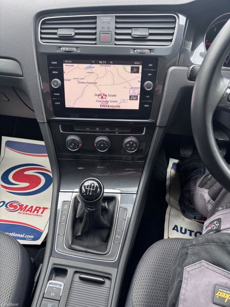 Volkswagen Golf 2018 397985578
