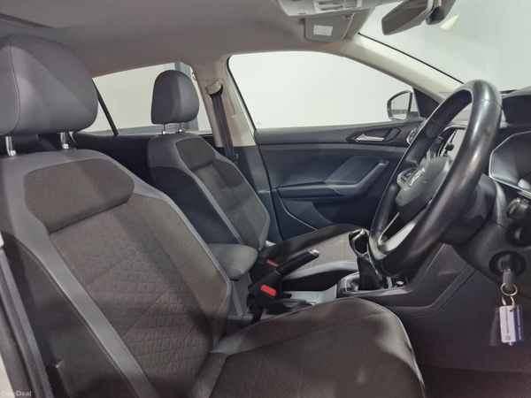 2020 Volkswagen T-Cross R-Line 1.0 TSi NCT 09/28 397900550