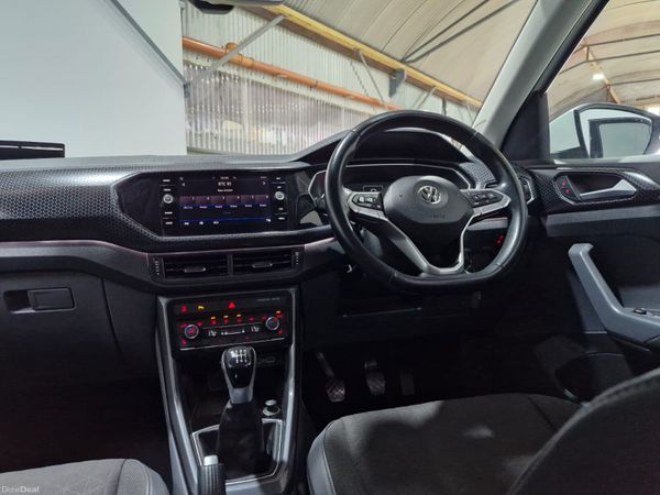 2020 Volkswagen T-Cross R-Line 1.0 TSi NCT 09/28 397900564