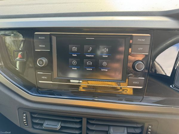 Volkswagen Polo 202 Manual Low KM 397912784