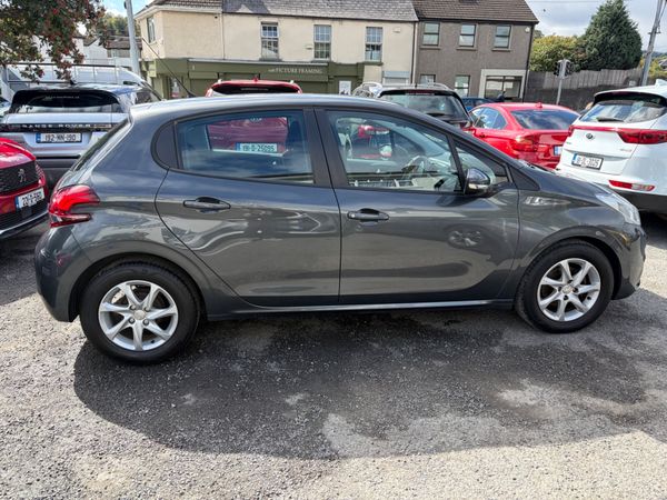 2017 PEUGEOT 208 1.6d ACTIVE LOW KMS 397922838