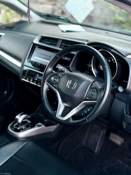 Honda Fit 2019 | 1.5 HYBRID | AUTOMATIC | 57,000 k 397926818