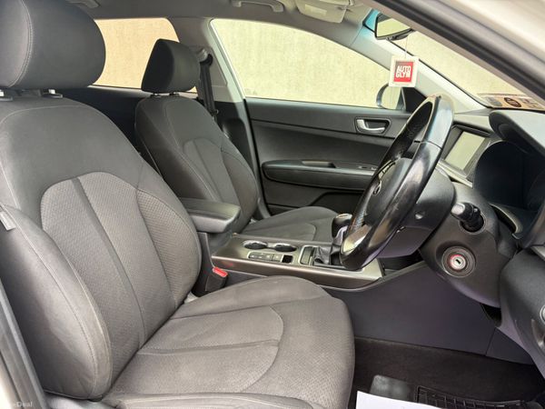 Kia Optima Estate 2018 398060372