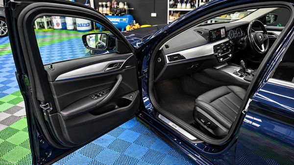 BMW 5-Series 2017 AA Approved 1 Year Warranty 398065076