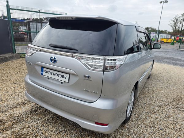 2015 Toyota Estima, 4 of 13