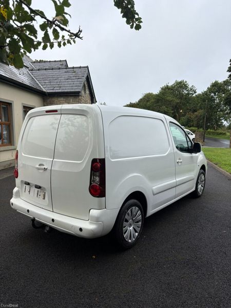 Citroen Berlingo 2018 398080908