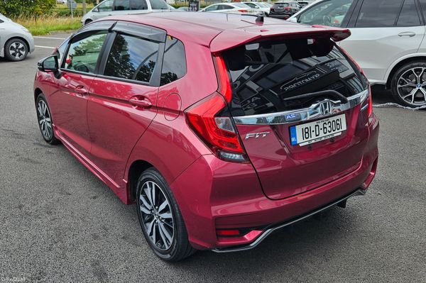 Honda Fit 2018 Petrol Hybrid Automatic 398084894