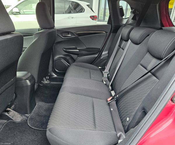 Honda Fit 2018 Petrol Hybrid Automatic 398084910