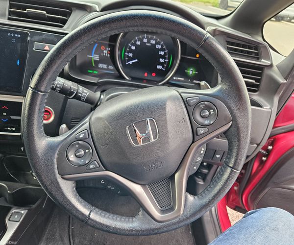 Honda Fit 2018 Petrol Hybrid Automatic 398084922